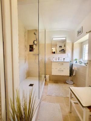 Maison en pierre - 120 m² - 6 pièces