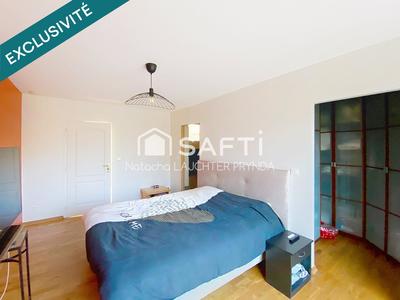 Maison - 181 m² - 6 pièces