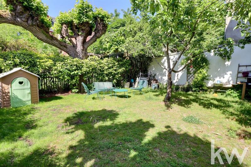 Maison - 150 m² - 8 pièces