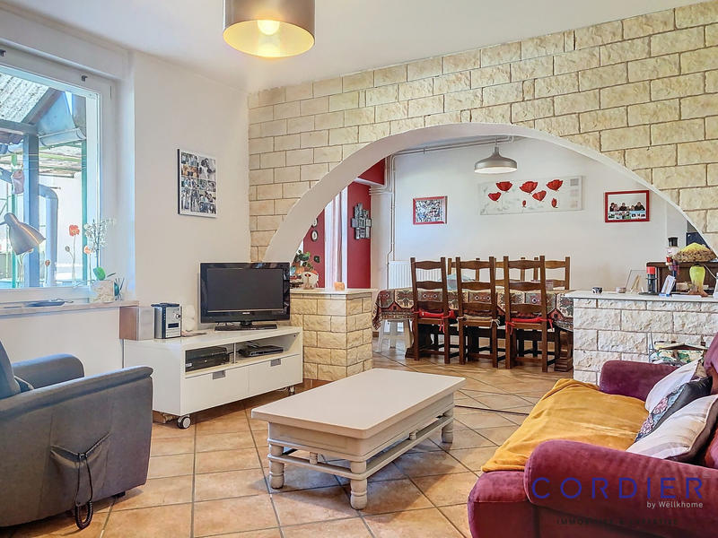 Appartement - 111 m² - 4 pièces