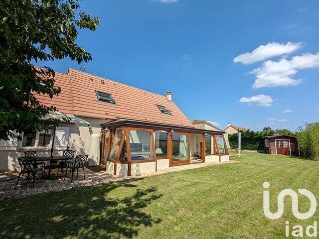 Maison - 160 m² - 8 pièces