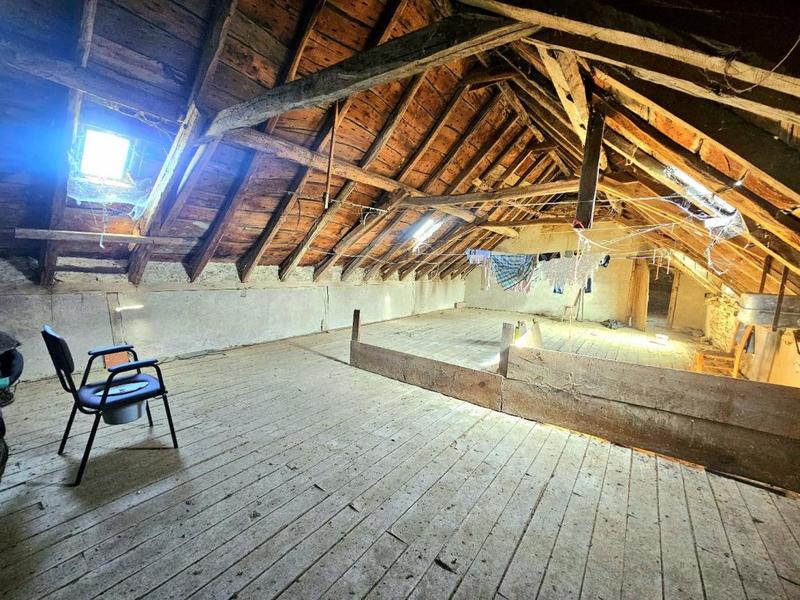 Corps de ferme - 238 m² - 8 pièces