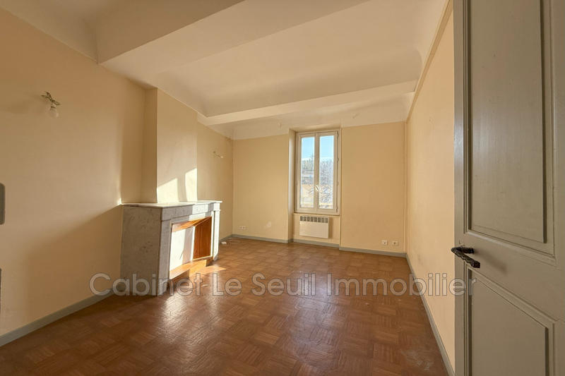Maison - 215 m² - 9 pièces