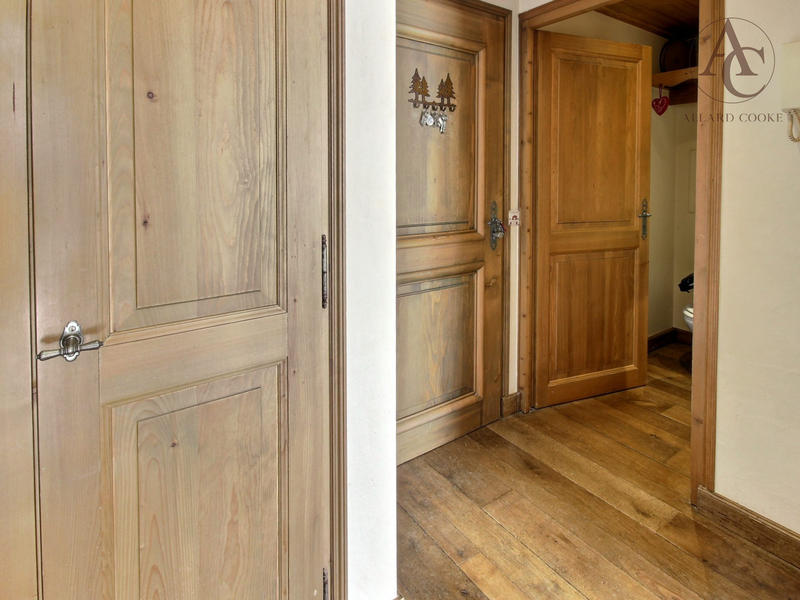 Appartement - 98 m² - 4 pièces