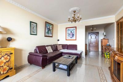 Appartement - 96 m² - 5 pièces