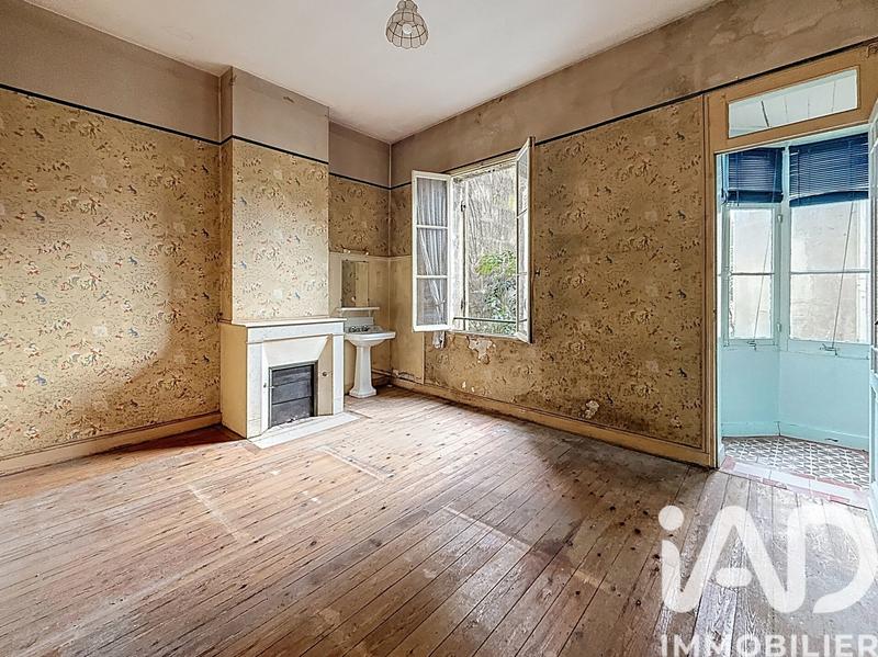 Maison de ville - 175 m² - 9 pièces