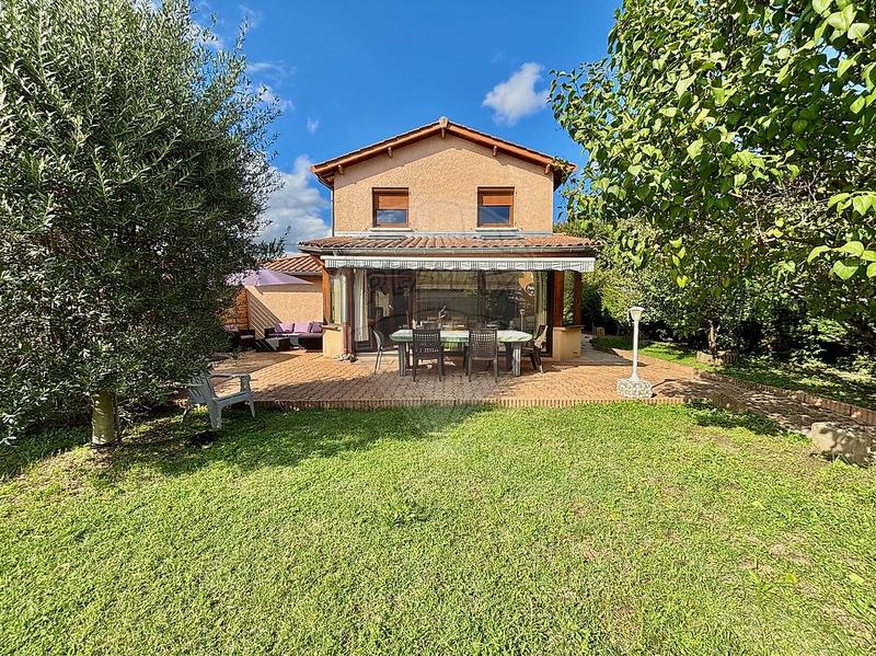 Maison - 120 m² - 5 pièces