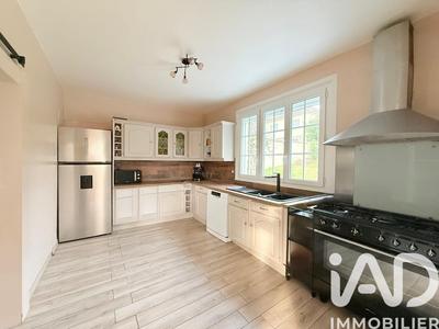 Maison - 76 m² - 4 pièces