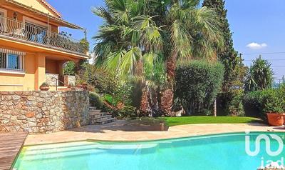 Maison - 142 m² - 5 pièces