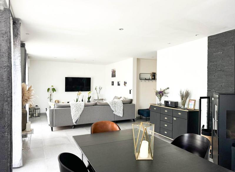 Maison - 170 m² - 7 pièces