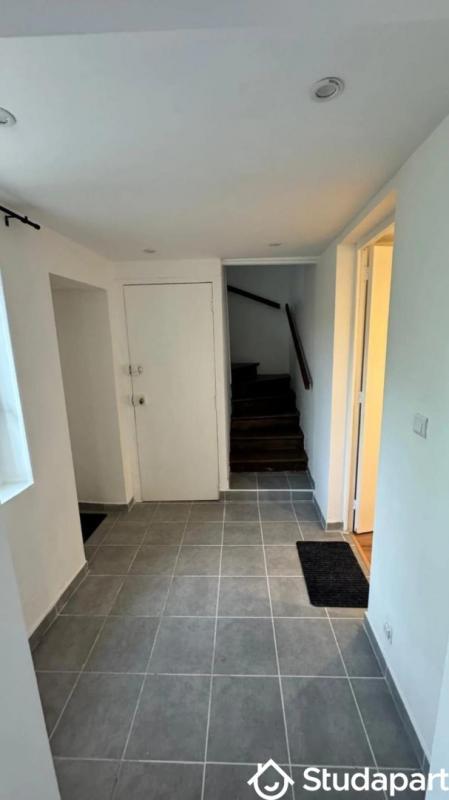 Chambre - 13 m² - 1 pièce