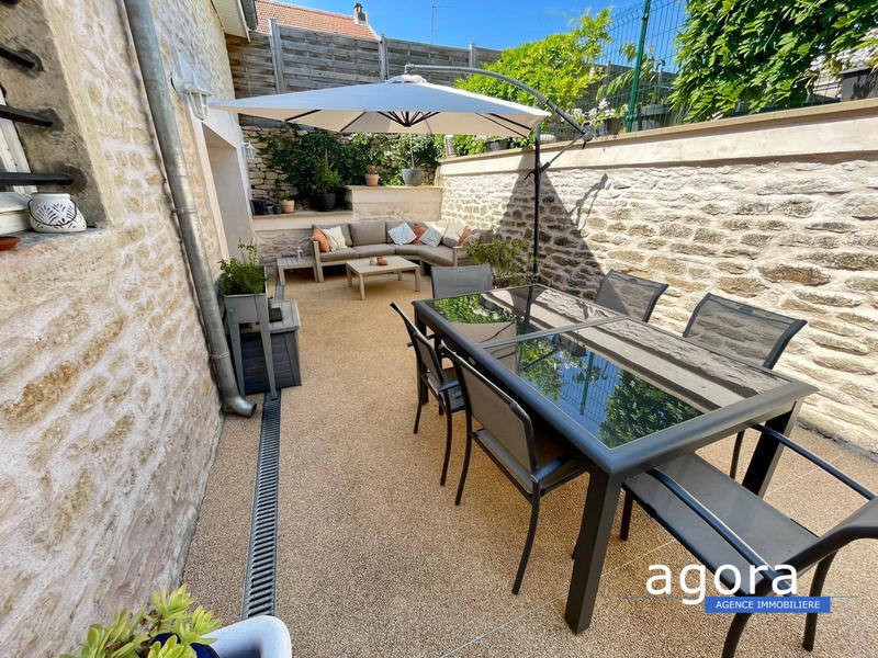 Maison - 180 m² - 6 pièces