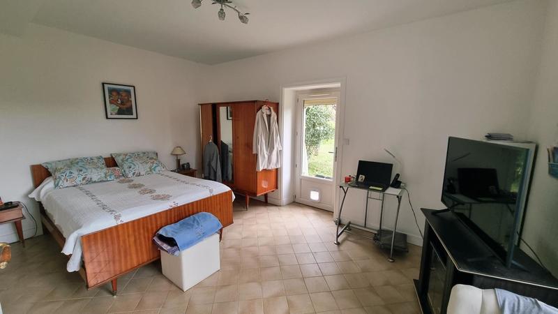 Maison - 247 m² - 7 pièces