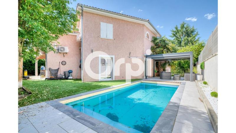 Villa - 220 m² - 7 pièces