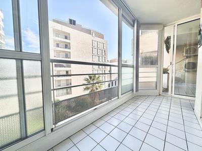 Appartement - 82 m² - 4 pièces