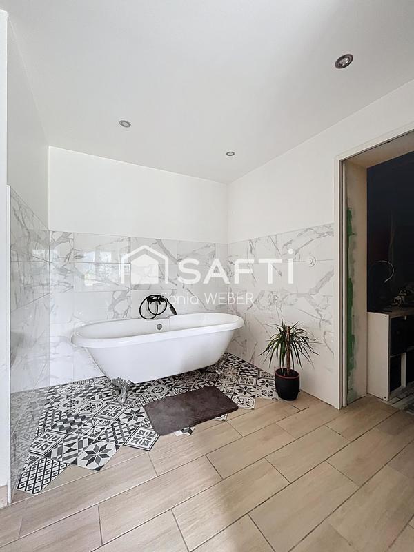 Maison de village - 245 m² - 6 pièces