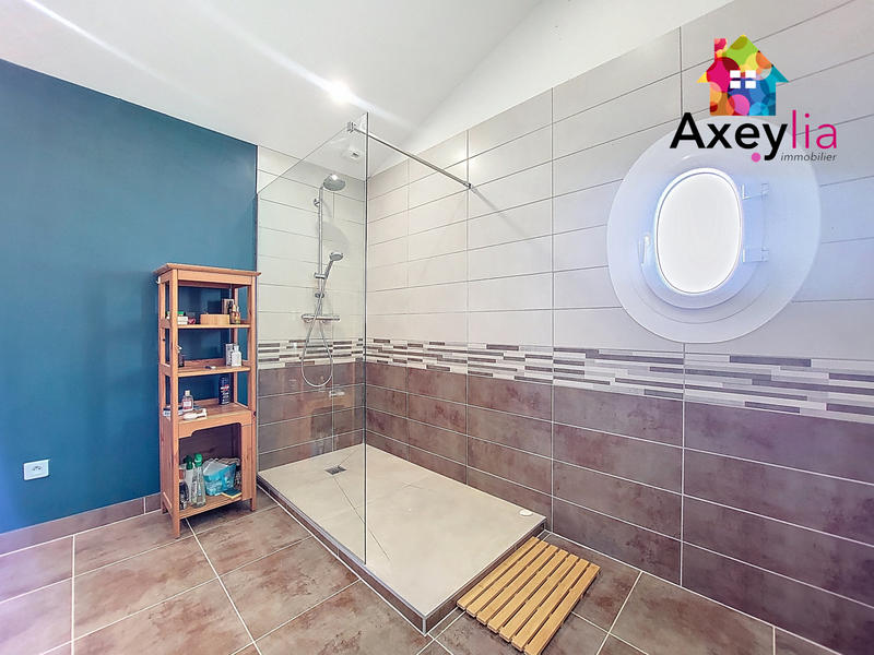 Maison - 174 m² - 5 pièces