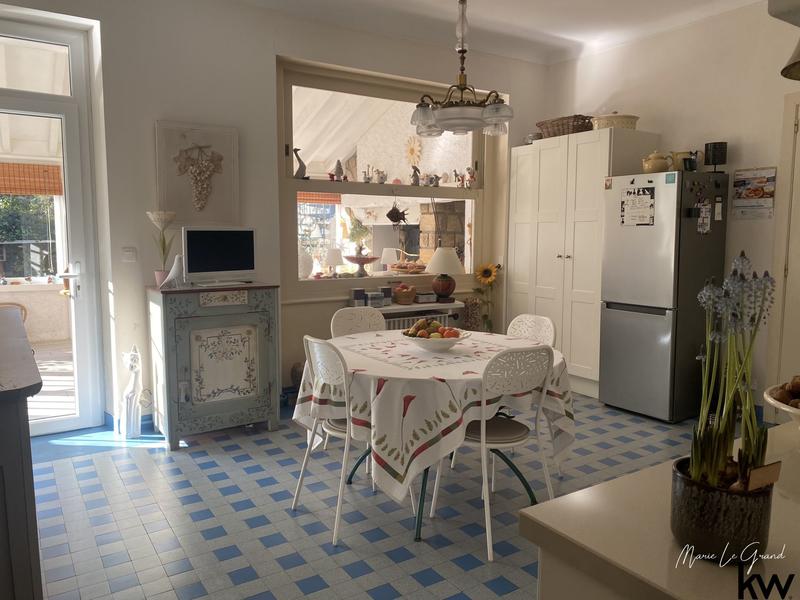 Maison - 169 m² - 7 pièces