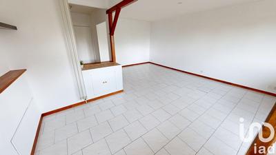 Appartement - 99 m² - 5 pièces