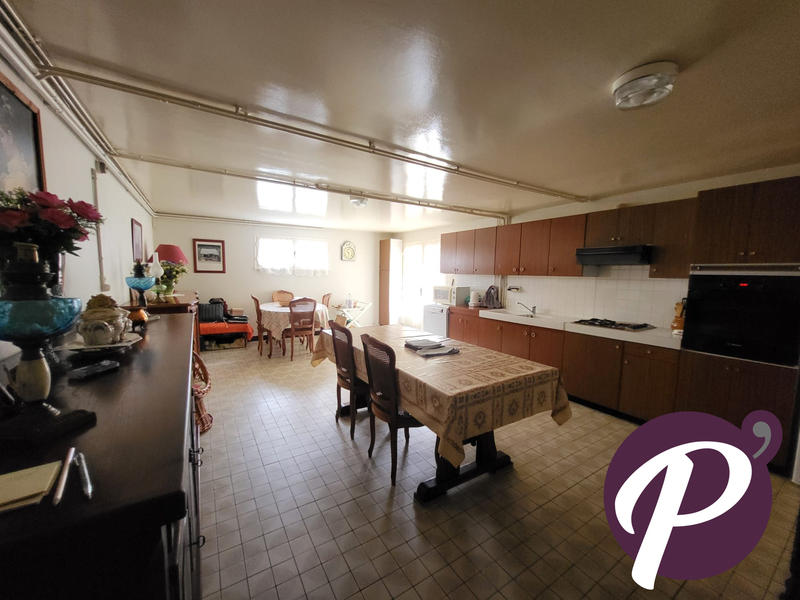 Maison - 120 m² - 7 pièces