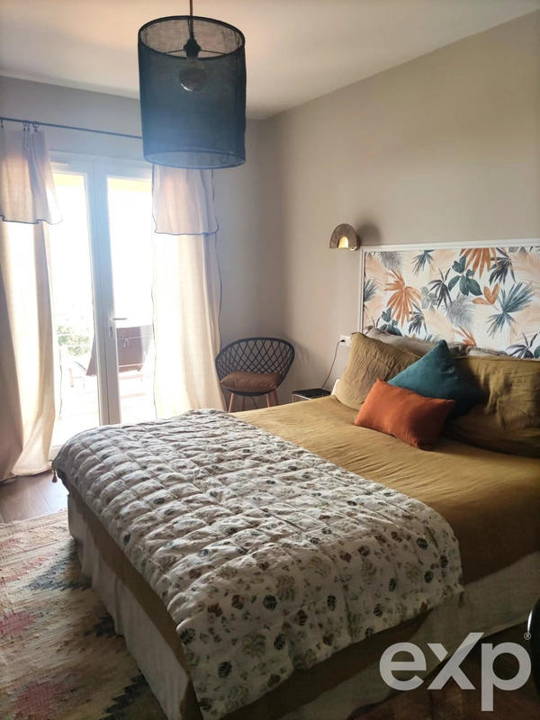 Villa - 224 m² - 8 pièces