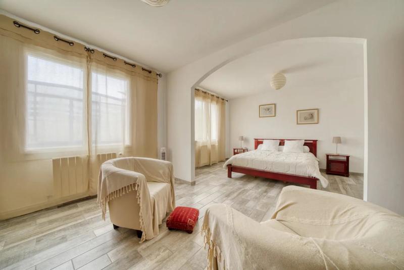 Maison - 307 m² - 5 pièces