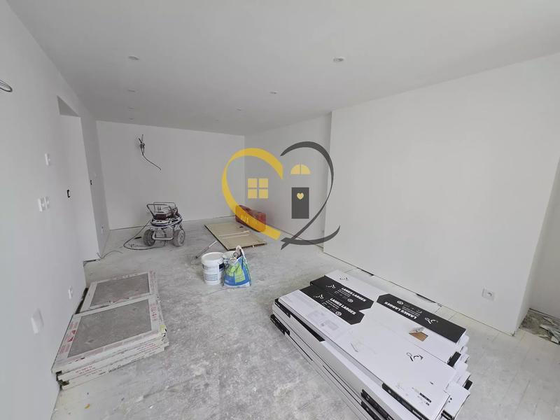 Immeuble mixte - 300 m²