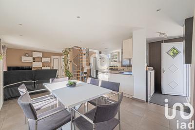 Maison - 84 m² - 5 pièces