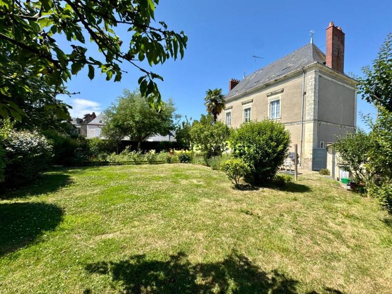 Maison de maîtres - 226 m² - 9 pièces