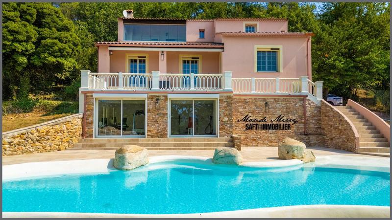 Maison - 165 m² - 6 pièces