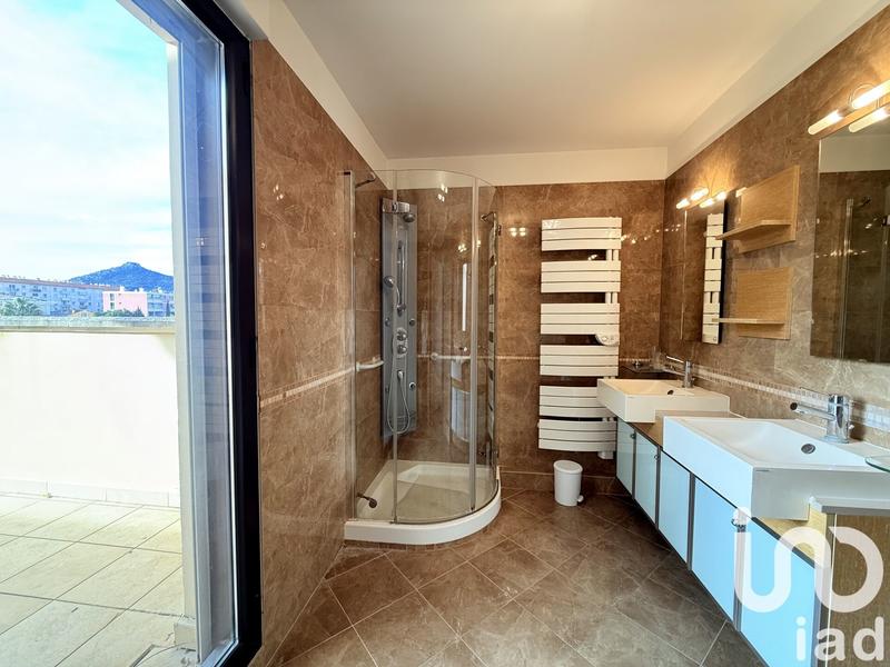 Appartement - 138 m² - 5 pièces