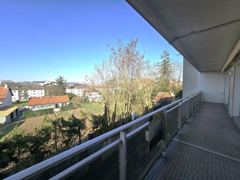 Appartement - 156 m² - 6 pièces