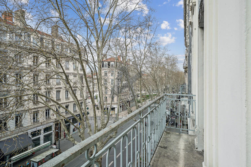 Appartement - 161 m² - 5 pièces