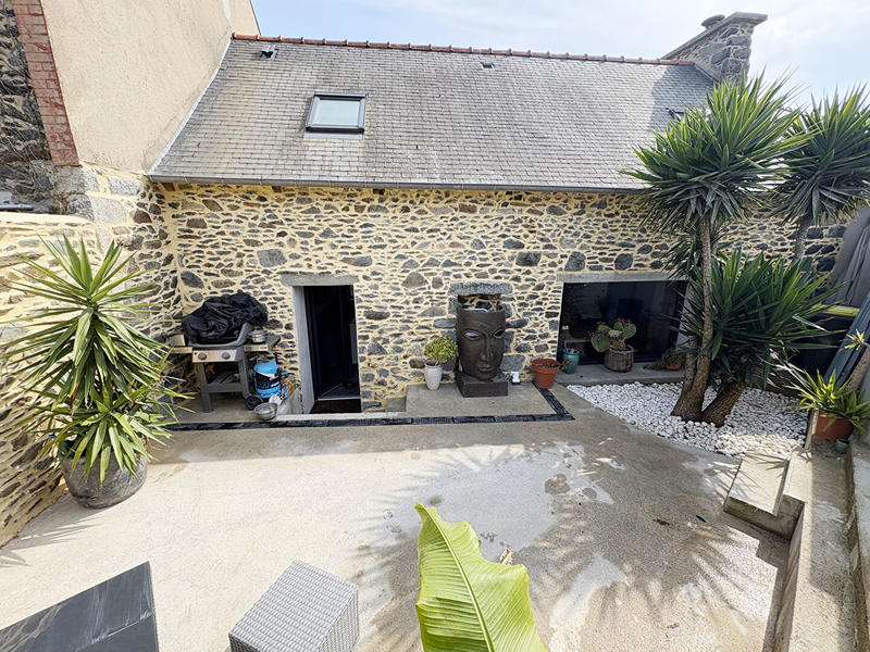 Maison - 107 m² - 5 pièces