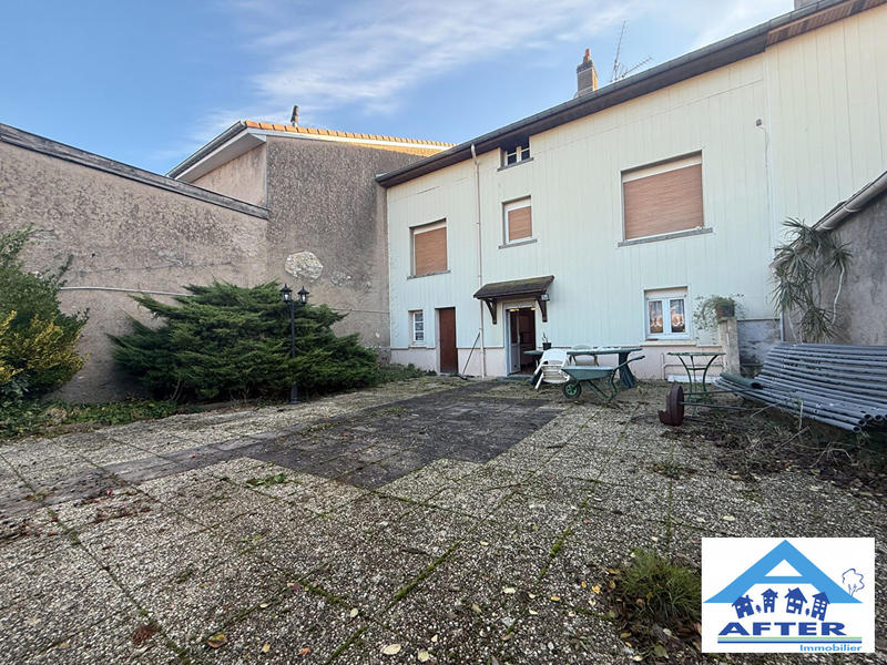 Maison - 140 m² - 6 pièces