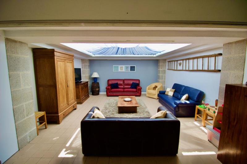 Propriété - 1 269 m² - 45 pièces