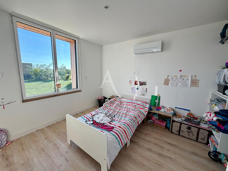 Maison - 193 m² - 6 pièces