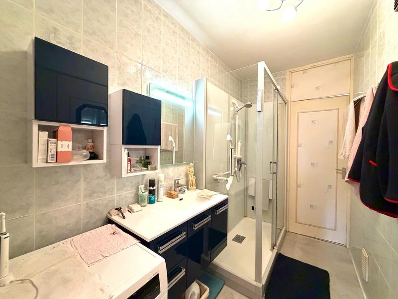 Appartement - 99 m² - 4 pièces