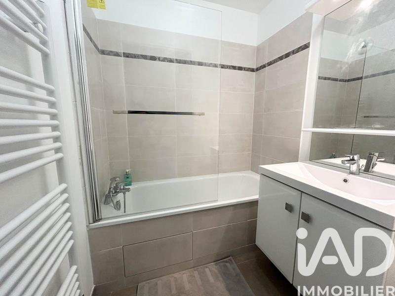 Appartement - 77 m² - 4 pièces