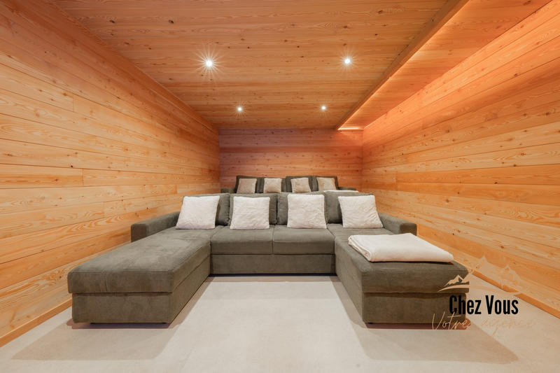 Châlet - 255 m² - 6 pièces