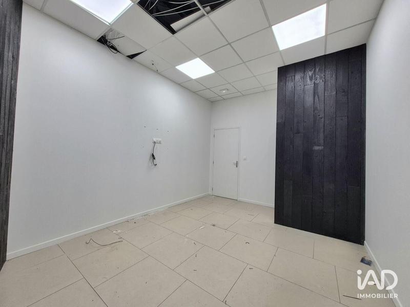 Local commercial - 122 m²