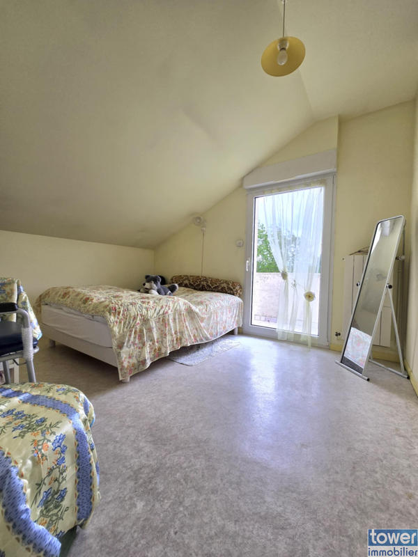 Maison - 160 m² - 9 pièces