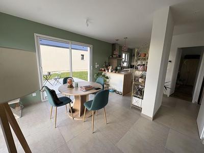 Maison - 120 m² - 6 pièces