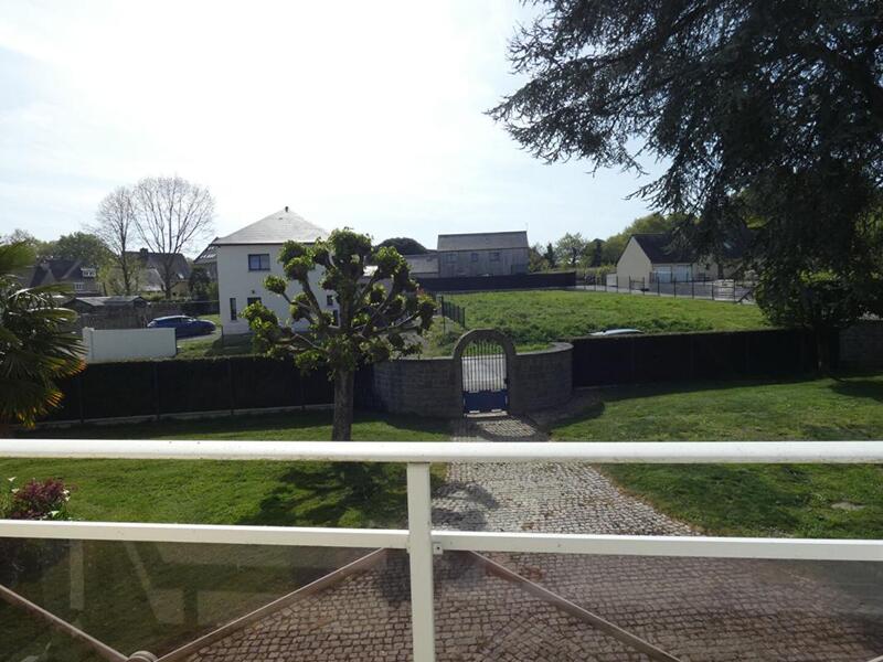 Maison - 379 m² - 12 pièces