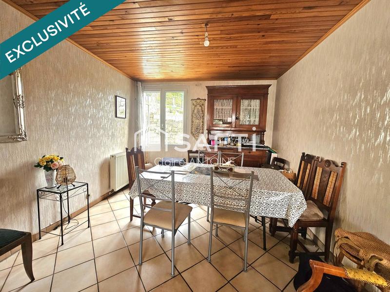 Maison - 99 m² - 5 pièces