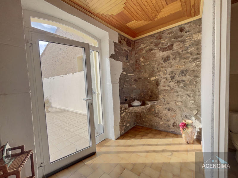 Maison - 184 m² - 7 pièces