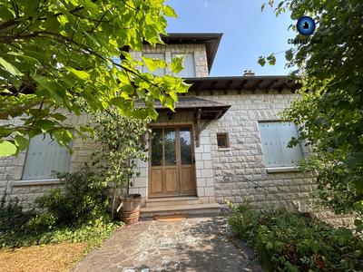 Maison - 164 m² - 7 pièces