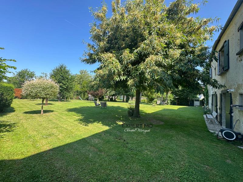 Maison - 195 m² - 6 pièces