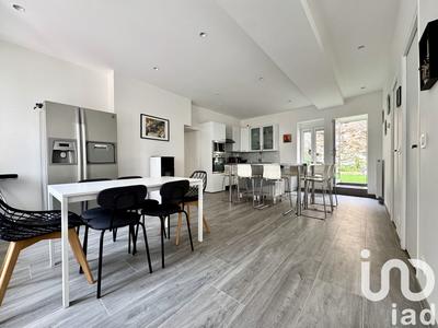 Maison de village - 197 m² - 7 pièces