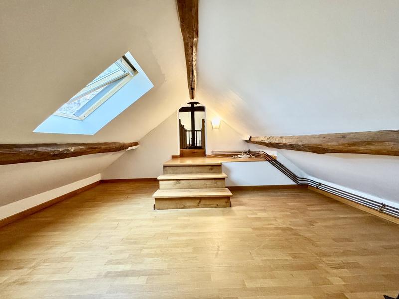 Maison ancienne - 222 m² - 8 pièces